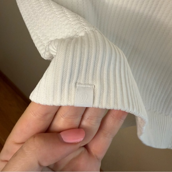 LULULEMON Rest Less Pullover Bubble Dot White 2/4 - Picture 11 of 11